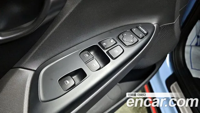 2019 Hyundai Veloster (JS) 2.0 N Sold VIN KMHT361HAKU000135 – exterior detail