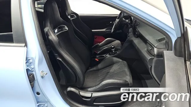 2022 Hyundai Veloster (JS) 2.0 N Sold VIN KMHT361HANU011711 – photo 25