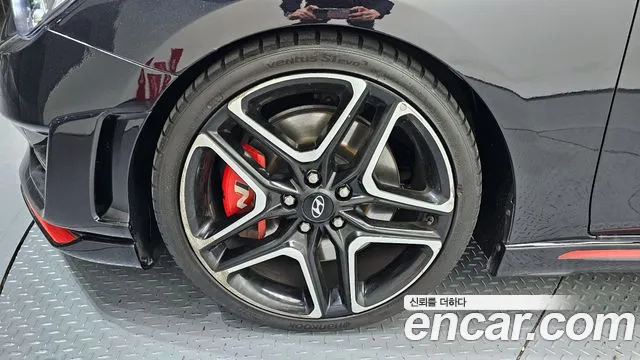 2021 Hyundai Veloster (JS) 2.0 N Sold VIN KMHT361HGMU009999 – interior seats