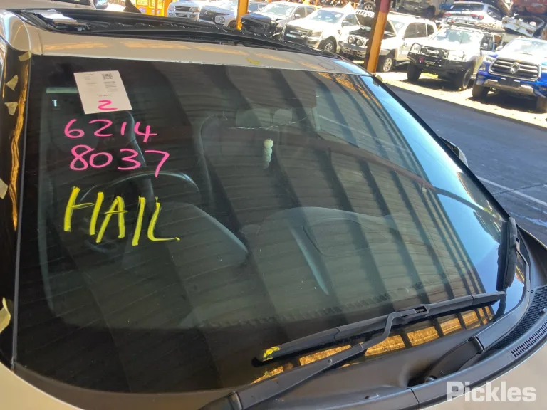 2015 Hyundai Veloster Damaged VIN KMHTC61ELGU267144 – side profile