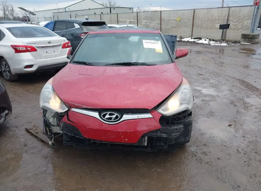 2016 HYUNDAI Veloster Used VIN KMHTC6ADXGU251809 – rear exterior 2016 HYUNDAI Veloster Used VIN KMHTC6ADXGU251809 – rear exterior