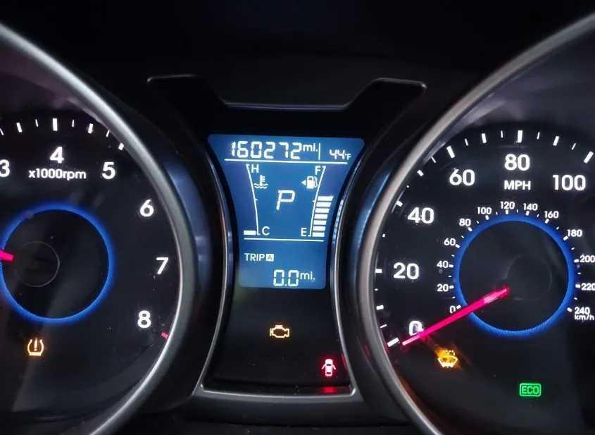 2016 HYUNDAI Veloster Used VIN KMHTC6ADXGU251809 – dashboard 2016 HYUNDAI Veloster Used VIN KMHTC6ADXGU251809 – dashboard