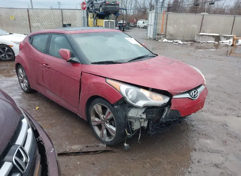 2016 HYUNDAI Veloster Used VIN KMHTC6ADXGU251809 – exterior detail 2016 HYUNDAI Veloster Used VIN KMHTC6ADXGU251809 – exterior detail