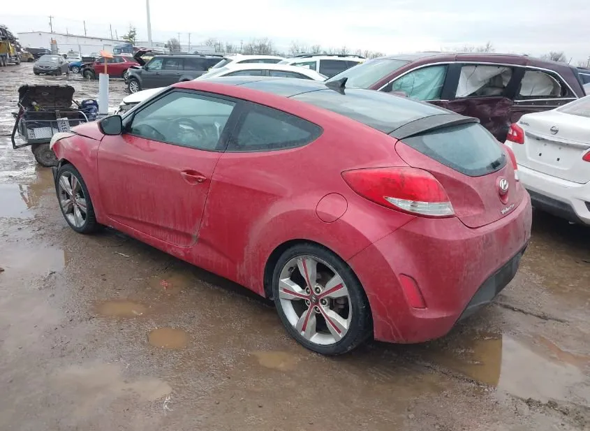 2016 HYUNDAI Veloster Used VIN KMHTC6ADXGU251809 – photo 16 2016 HYUNDAI Veloster Used VIN KMHTC6ADXGU251809 – photo 16