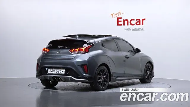 2018 Hyundai Veloster (Js) 1.6 Turbo Sport Sold VIN KMHTK61BAJU014045 – front exterior