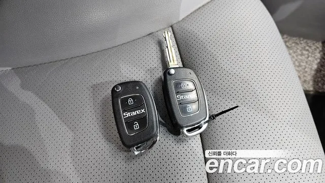 2019 Hyundai The New Grand Starex Urban 9-Seater Sold VIN KMHWG81KBKU043806 – photo 18