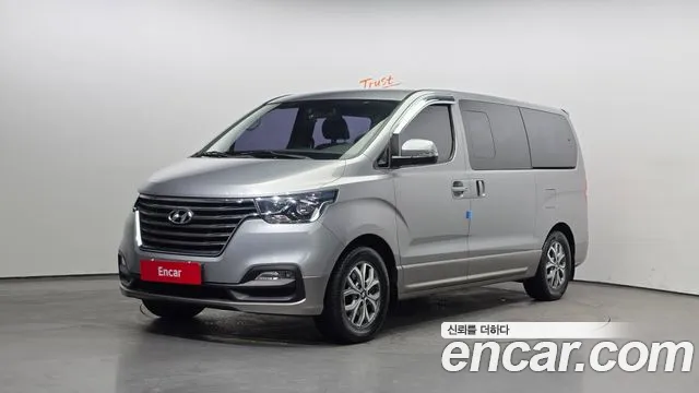 2018 Hyundai The New Grand Starex Urban 9-Seater Sold VIN KMHWH81KBJU979232 – odometer reading