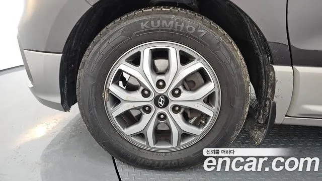 2018 Hyundai The New Grand Starex Urban 9-Seater VIN KMHWH81KBJU979691