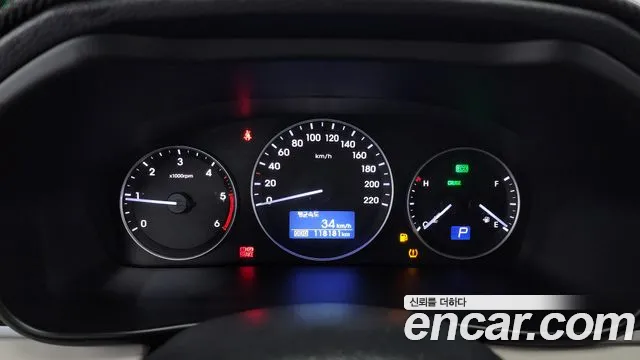 2019 Hyundai The New Grand Starex Limousine Sold VIN KMHWK81KBKU011313 – undercarriage