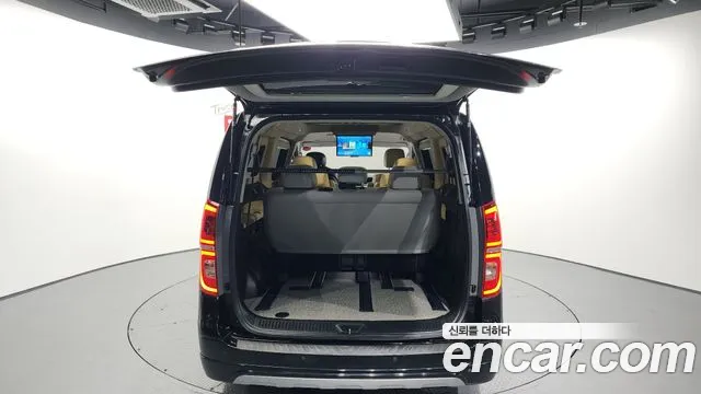 2019 Hyundai The New Grand Starex Limousine Sold VIN KMHWK81KBKU011313 – photo 18