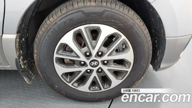 2019 Hyundai The New Grand Starex Urban 9-Seater Sold VIN KMHWK81KBKU024061 – photo 25