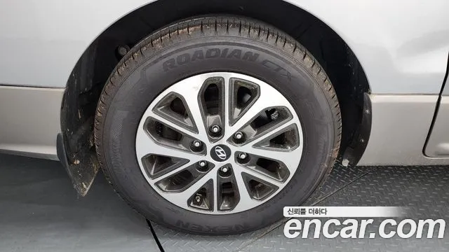 2019 Hyundai The New Grand Starex Urban 9-Seater Sold VIN KMHWK81KBKU024061 – photo 30