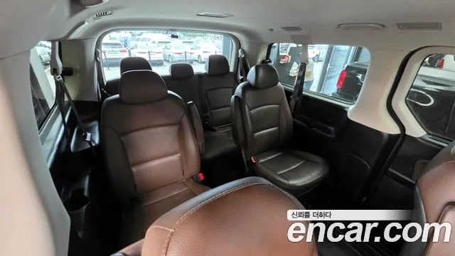 2019 Hyundai The New Grand Starex 4WD Urban 9-Seater Sold VIN KMHWK81KDKU008639 – undercarriage