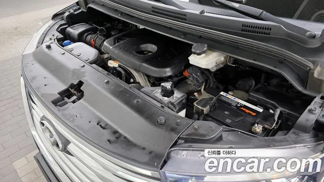 2019 Hyundai The New Grand Starex 4WD Urban 9-Seater Sold VIN KMHWK81KDKU008639 – photo 12