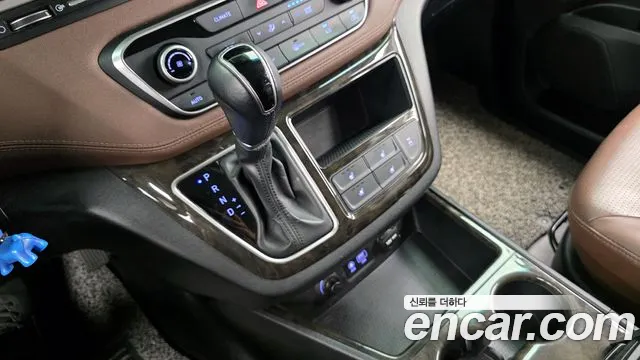 2019 Hyundai The New Grand Starex 4WD Urban 9-Seater Sold VIN KMHWK81KDKU008639 – photo 14