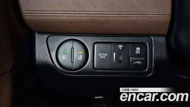2019 Hyundai The New Grand Starex 4wd Urban 9-Seater Sold VIN KMHWK81KDKU011504 – front exterior 2019 Hyundai The New Grand Starex 4wd Urban 9-Seater Sold VIN KMHWK81KDKU011504 – front exterior