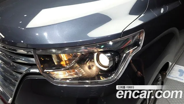 2019 Hyundai The New Grand Starex 4wd Urban 9-Seater Sold VIN KMHWK81KDKU030046 – front exterior 2019 Hyundai The New Grand Starex 4wd Urban 9-Seater Sold VIN KMHWK81KDKU030046 – front exterior
