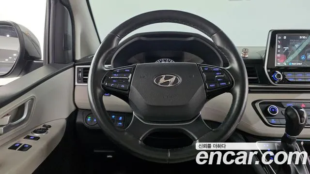 2019 Hyundai The New Grand Starex 4wd Limousine Sold VIN KMHWK81KDKU088150 – front exterior 2019 Hyundai The New Grand Starex 4wd Limousine Sold VIN KMHWK81KDKU088150 – front exterior