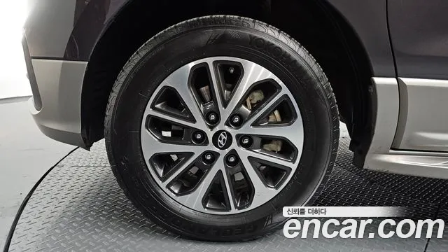 2019 Hyundai The New Grand Starex 4WD Urban 9-Seater VIN KMHWK81KDKU090752