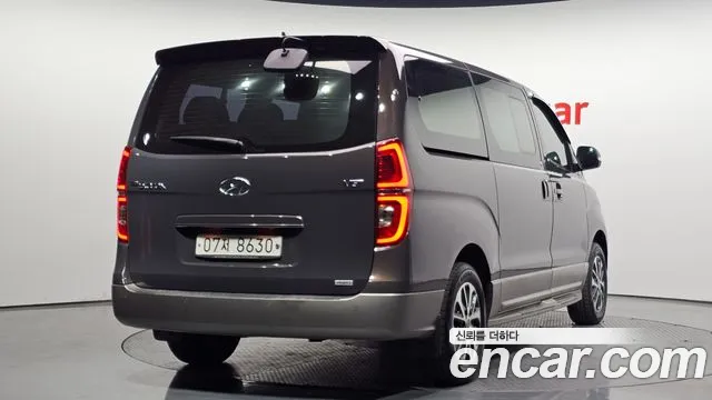2019 Hyundai The New Grand Starex 4WD Urban 9-Seater Sold VIN KMHWK81KDKU090752 – odometer reading