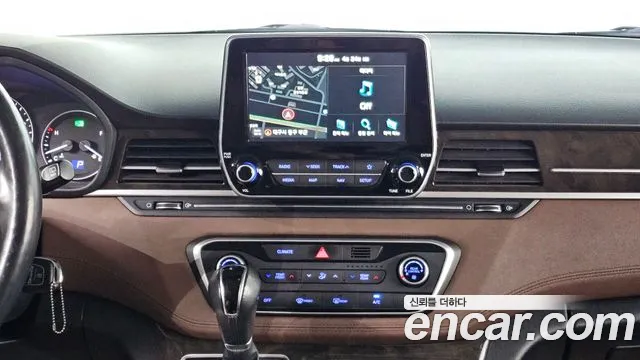2019 Hyundai The New Grand Starex 4WD Urban 9-Seater Sold VIN KMHWK81KDKU090752 – photo 11