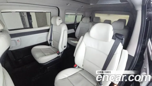 2021 Hyundai The New Grand Starex 4wd Limousine Sold VIN KMHWK81KDMU164430 – front exterior