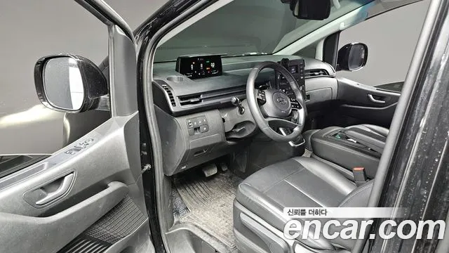 2024 Hyundai Staria Tourer 9-Seater Sold VIN KMHYA811BRU146512 – front exterior