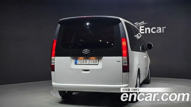 2022 Hyundai Staria 4WD Tourer 9-Seater Sold VIN KMHYA811DNU072199 – trunk area