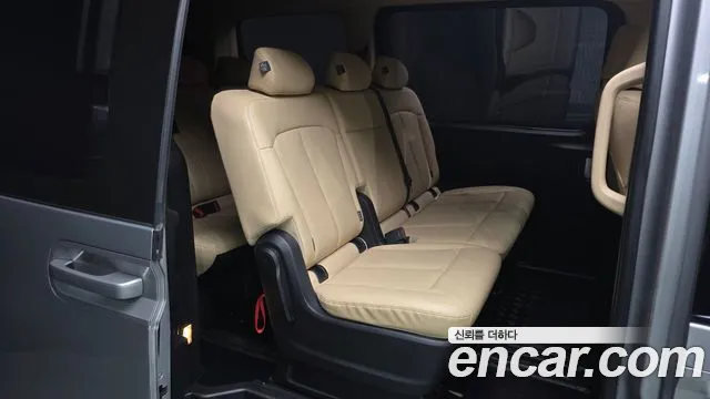 2022 Hyundai Staria 4wd Tourer 9-Seater Sold VIN KMHYA811DNU073096 – front exterior
