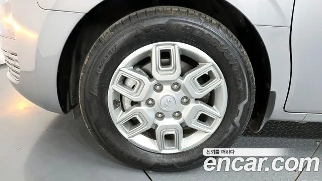 2023 Hyundai Staria L3.5 Tourer 9-Seater Sold VIN KMHYA813BPU138201 – front exterior