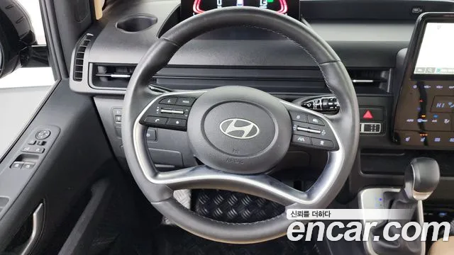 2025 Hyundai Staria Hev 1.6 Tourer 9-Seater Sold VIN KMHYA81ABSU000832 – front exterior