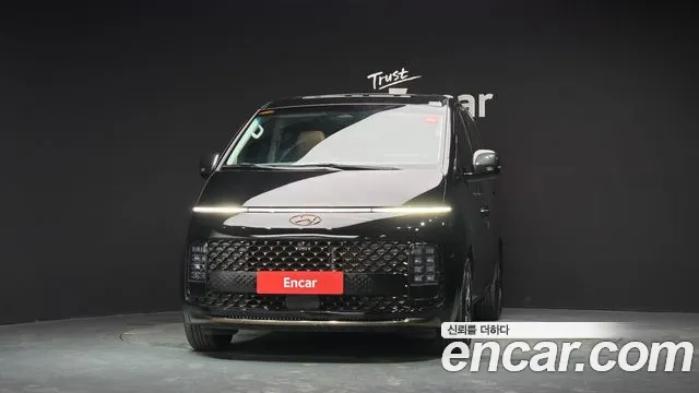 2023 Hyundai Staria Lounge 7-Seater Sold VIN KMHYD811BPU087015 – trunk area