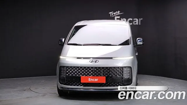 2025 Hyundai Staria Lounge 7-Seater Sold VIN KMHYD811BSU202001 – trunk area
