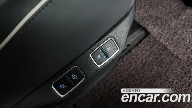 2022 Hyundai Staria 4WD Lounge 7-Seater Sold VIN KMHYD811DNU021951 – undercarriage