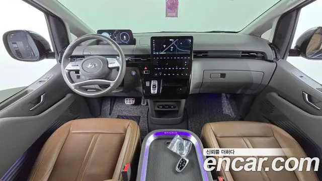 2023 Hyundai Staria 4WD Lounge 7-Seater Sold VIN KMHYD811DPU077168 – dashboard