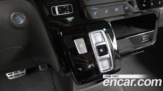 2025 Hyundai Staria HEV 1.6 Lounge 7-Seater Sold VIN KMHYD81ABSU000178 – odometer reading