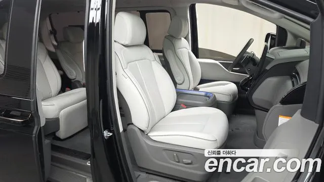 2025 Hyundai Staria HEV 1.6 Lounge 7-Seater Sold VIN KMHYD81ABSU000178 – photo 15