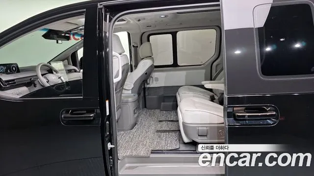 2025 Hyundai Staria HEV 1.6 Lounge 7-Seater Sold VIN KMHYD81ABSU001660 – photo 19