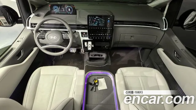 2025 Hyundai Staria HEV 1.6 Lounge 7-Seater Sold VIN KMHYD81ABSU008042 – odometer reading