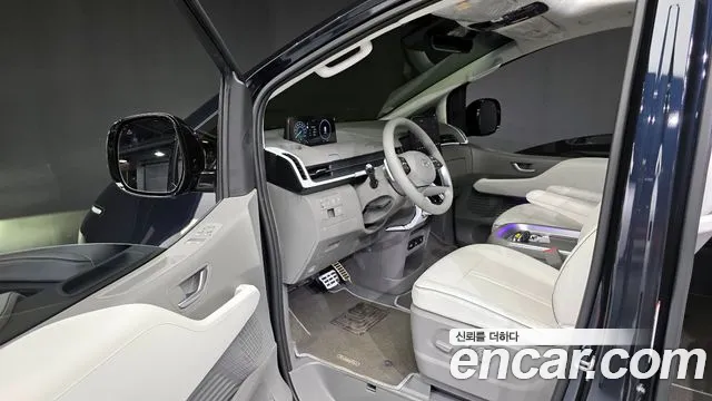 2025 Hyundai Staria HEV 1.6 Lounge 7-Seater Sold VIN KMHYD81ABSU008042 – photo 13