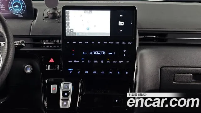 2025 Hyundai Staria L3.5 Lounge 9-Seater Sold VIN KMHYE813BSU235156 – dashboard