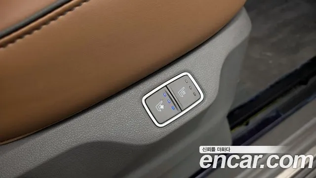 2022 Hyundai Staria Lounge 9-Seater Sold VIN KMHYF811BNU004114 – rear exterior