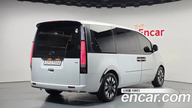 2022 Hyundai Staria 4WD Lounge 9-Seater – VIN KMHYF811DNU011495 2022 Hyundai Staria 4WD Lounge 9-Seater VIN KMHYF811DNU011495