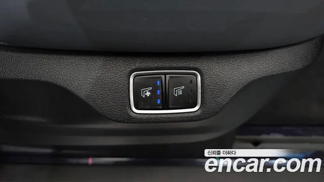 2022 Hyundai Staria 4WD Lounge 9-Seater Sold VIN KMHYF811DNU011495 – photo 17
