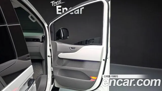 2022 Hyundai Staria 4WD Lounge 9-Seater Sold VIN KMHYF811DNU041982 – photo 12
