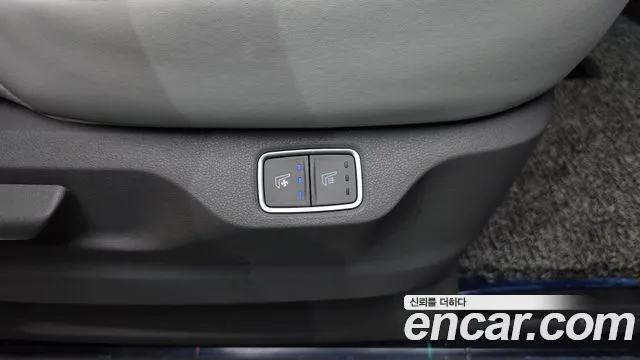 2022 Hyundai Staria 4WD Lounge 9-Seater Sold VIN KMHYF811DNU041982 – photo 33