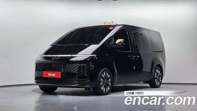 2024 Hyundai Staria 4WD Lounge 9-Seater Sold VIN KMHYF811DRU169529 – engine bay