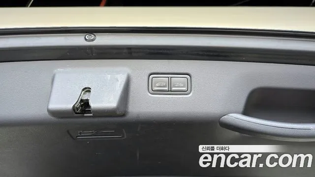 2022 Hyundai Staria L3.5 Lounge 9-Seater Sold VIN KMHYF813BNU038364 – front exterior