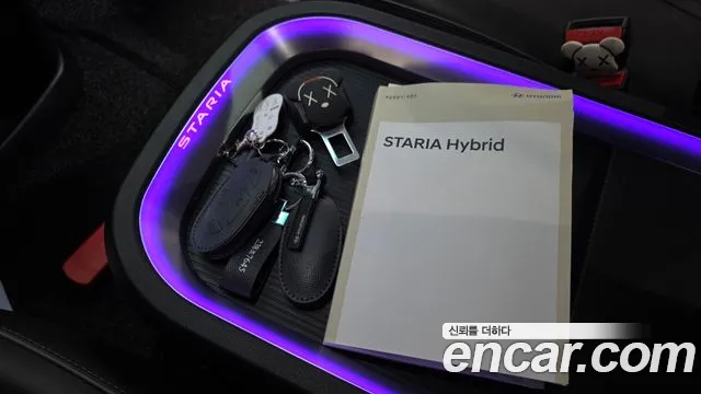 2025 Hyundai Staria Hev 1.6 Lounge 9-Seater Sold VIN KMHYF81ABSU000227 – front exterior