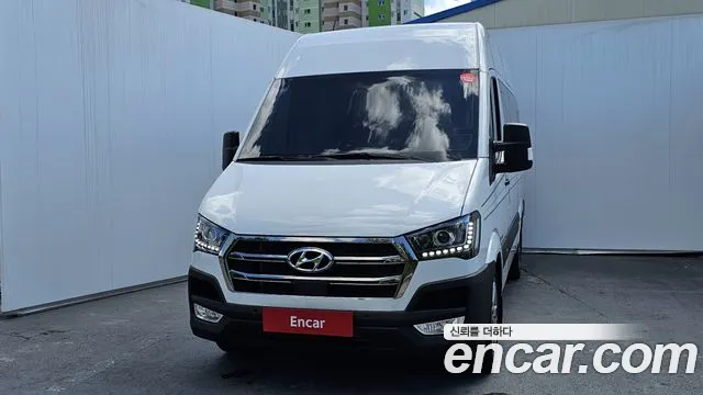 2024 Hyundai Solati 15-seater VIN KMJUG17RPRC006803